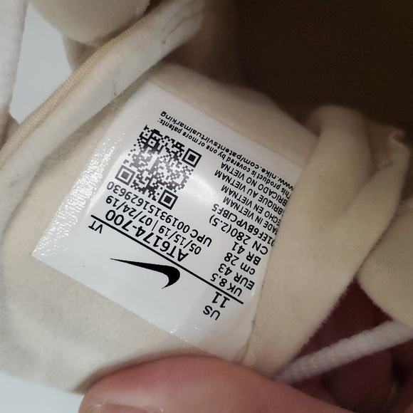 Nike Air Max 270 React Equestrian Mens Sneakers Size 11 - Picture 9 of 12